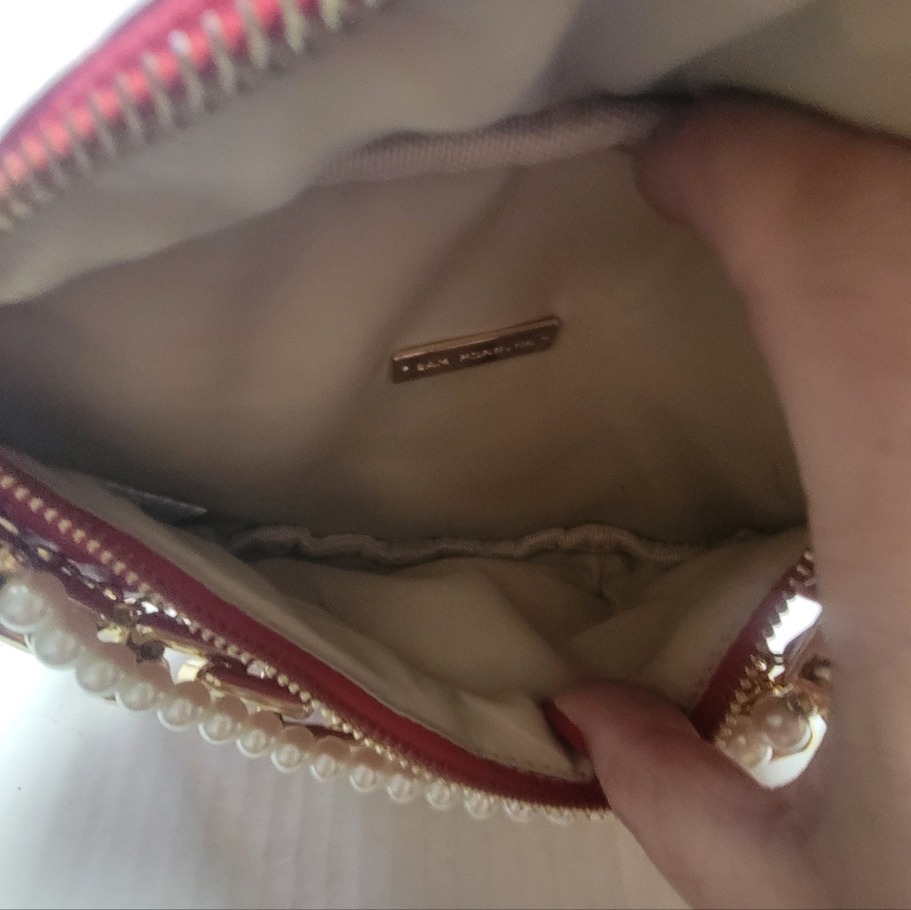 Red Chain Purse - Picture 9 of 15